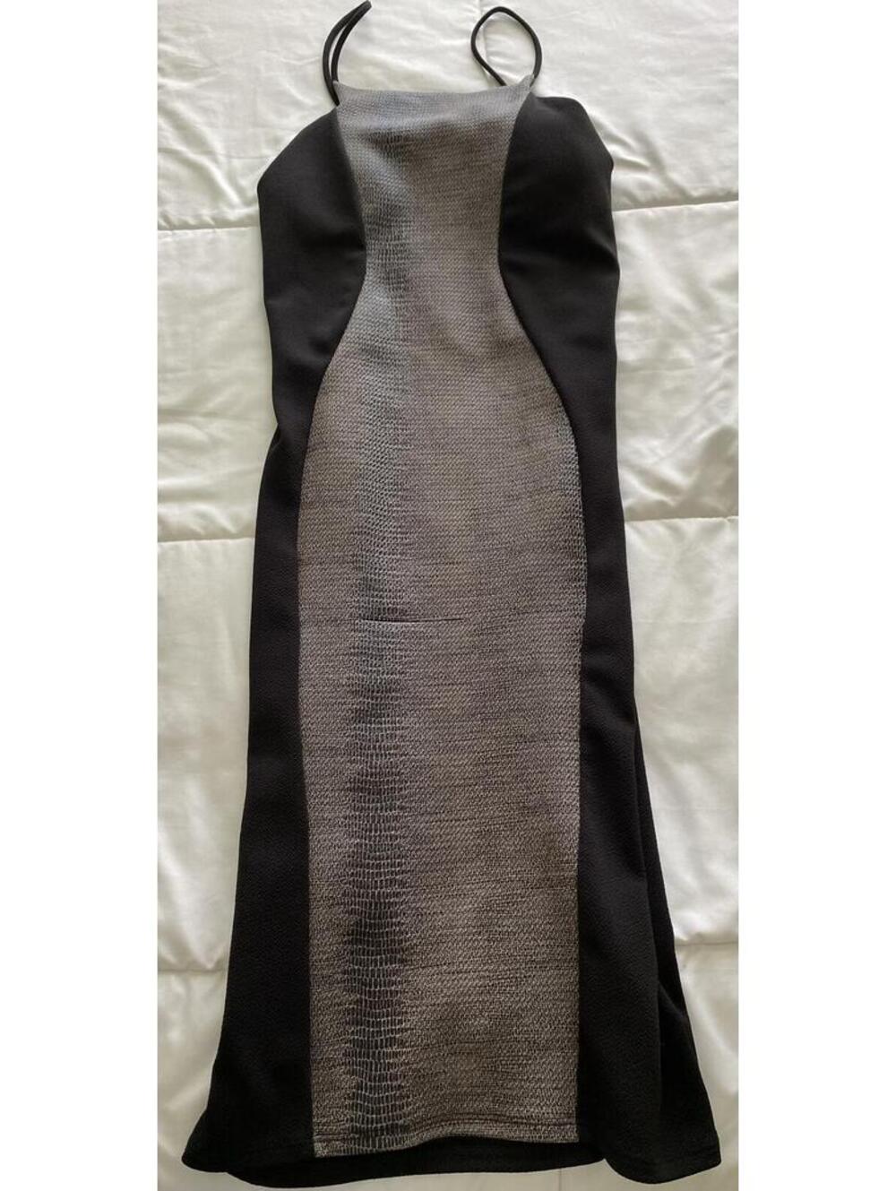 NWT‎ Charlotte Russe Black Gray Snakeskin Halter Colorblock Bodycon Dress
